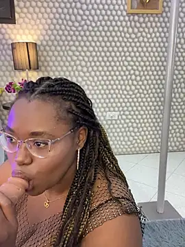 Snapshot of Makena_gh chatting on March 23, 2025, 4:27 am Makena gh online show from March 23, 2025, 4:27 am