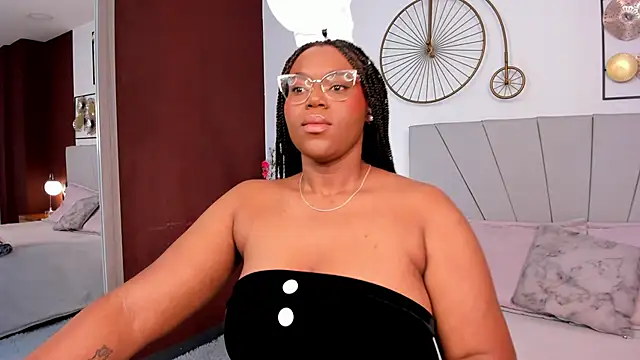 Makena gh online show from March 21, 2026, 3:33 am