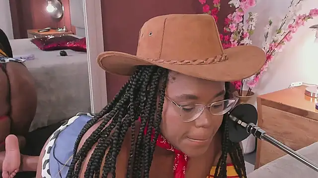 Snapshot of Makena_gh chatting on July 5, 2026, 3:13 am Makena gh online show from July 5, 2026, 3:13 am