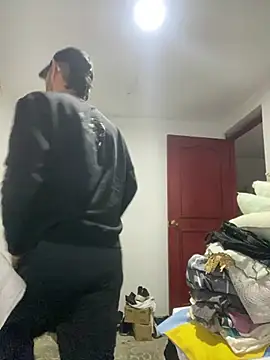 Jestebanano online show from January 12, 2026, 12:32 pm