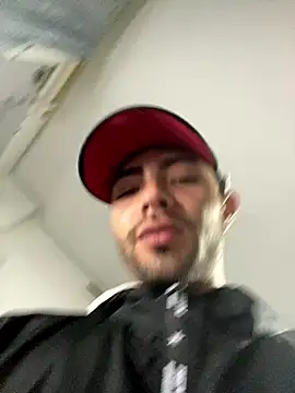 Jestebanano online show from January 13, 2026, 4:07 am