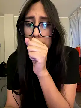 AleFantasy0001 online show from October 11, 2025, 4:12 am