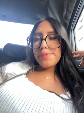 AleFantasy0001 online show from November 30, 2025, 10:47 pm