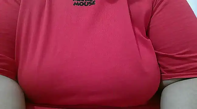 Snapshot of Queen_of_boobs01 chatting on February 14, 2025, 8:42 am Queen of boobs01 online show from February 14, 2025, 8:42 am