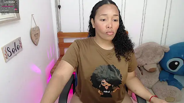 Snapshot of _africax chatting on March 9, 2025, 3:32 am  africax online show from March 9, 2025, 3:32 am
