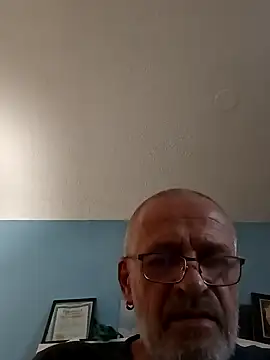 geilerschwanz64 online show from January 16, 2025, 1:27 am