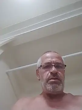 geilerschwanz64 online show from July 16, 2026, 5:52 pm