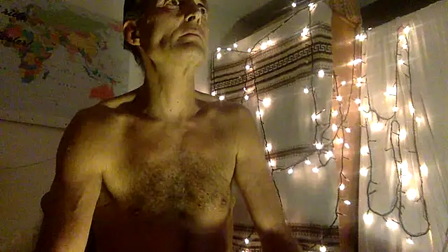 TowaFreespirit online show from December 7, 2024, 10:17 pm