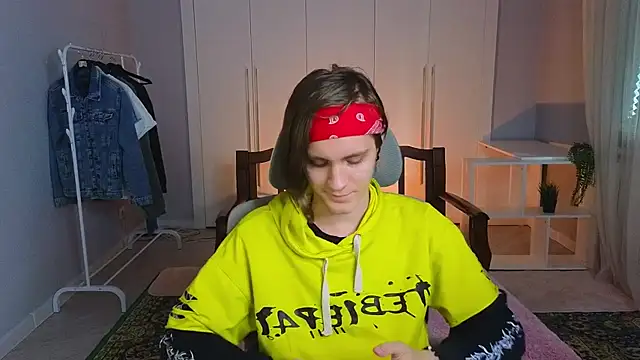 Snapshot of nikompell chatting on March 22, 2025, 2:27 am nikompell online show from March 22, 2025, 2:27 am