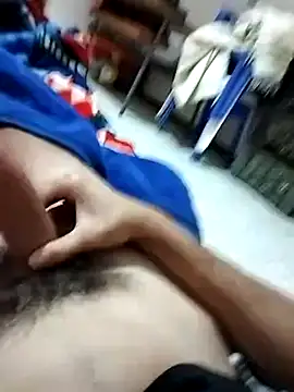 Snapshot of Imtoop22cm chatting on October 5, 2025, 1:15 am Imtoop22cm online show from October 5, 2025, 1:15 am