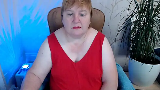 Snapshot of Limonka-Fire chatting on December 6, 2024, 8:05 am Limonka-Fire online show from December 6, 2024, 8:05 am