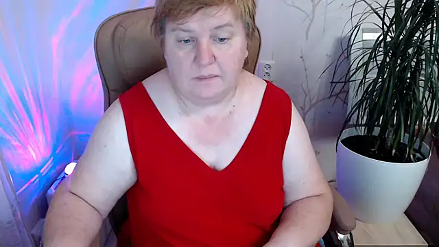 Snapshot of Limonka-Fire chatting on December 8, 2024, 1:25 pm Limonka-Fire online show from December 8, 2024, 1:25 pm