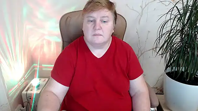 Snapshot of Limonka-Fire chatting on December 12, 2024, 9:15 pm Limonka-Fire online show from December 12, 2024, 9:15 pm
