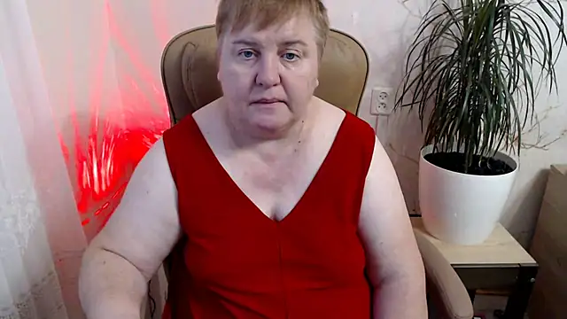 Snapshot of Limonka-Fire chatting on December 22, 2024, 1:00 pm Limonka-Fire online show from December 22, 2024, 1:00 pm