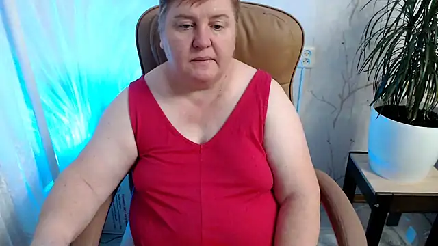 Snapshot of Limonka-Fire chatting on January 2, 2025, 4:13 pm Limonka-Fire online show from January 2, 2025, 4:13 pm