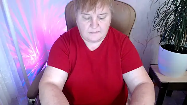 Snapshot of Limonka-Fire chatting on January 5, 2025, 4:16 pm Limonka-Fire online show from January 5, 2025, 4:16 pm