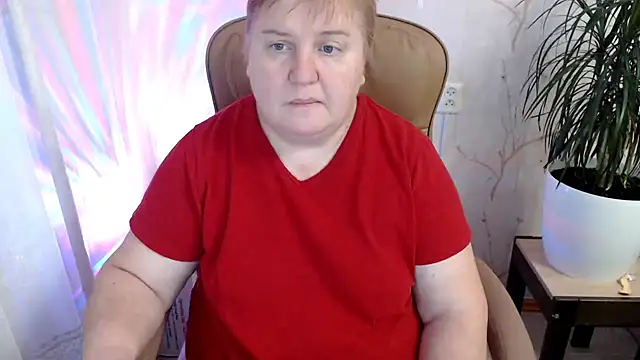 Snapshot of Limonka-Fire chatting on January 6, 2025, 9:19 am Limonka-Fire online show from January 6, 2025, 9:19 am
