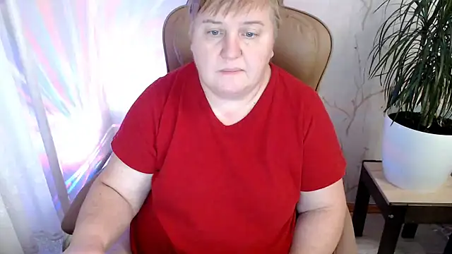 Snapshot of Limonka-Fire chatting on January 6, 2025, 12:46 pm Limonka-Fire online show from January 6, 2025, 12:46 pm