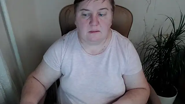 Snapshot of Limonka-Fire chatting on January 21, 2025, 6:12 pm Limonka-Fire online show from January 21, 2025, 6:12 pm