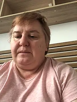 Snapshot of Limonka-Fire chatting on February 4, 2025, 9:49 am Limonka-Fire online show from February 4, 2025, 9:49 am