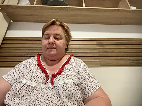 Snapshot of Limonka-Fire chatting on February 15, 2025, 4:34 pm Limonka-Fire online show from February 15, 2025, 4:34 pm