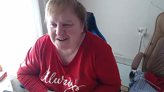 Snapshot of Limonka-Fire chatting on February 10, 2026, 10:30 am Limonka-Fire online show from February 10, 2026, 10:30 am