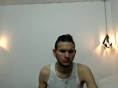 Latin Boy24 online show from September 18, 2025, 5:26 pm