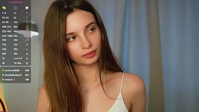 EvaLung777 online show from December 29, 2024, 11:29 am