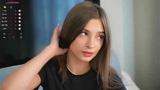 EvaLung777 online show from September 13, 2025, 8:14 am