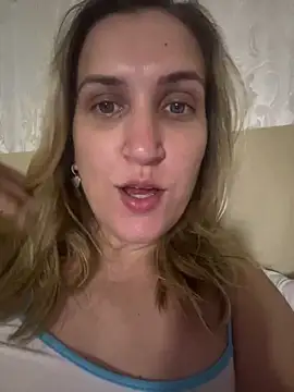 Snapshot of Bia_sexynovaes chatting on March 5, 2026, 1:56 am Bia sexynovaes online show from March 5, 2026, 1:56 am