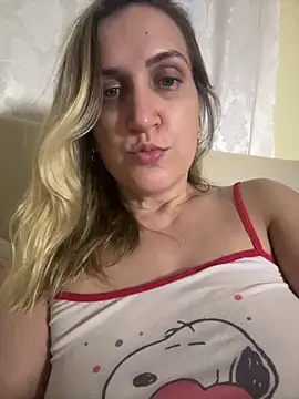 Snapshot of Bia_sexynovaes chatting on March 20, 2026, 3:00 am Bia sexynovaes online show from March 20, 2026, 3:00 am