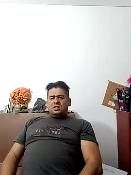 Joy2jordyson online show from February 1, 2025, 4:35 am