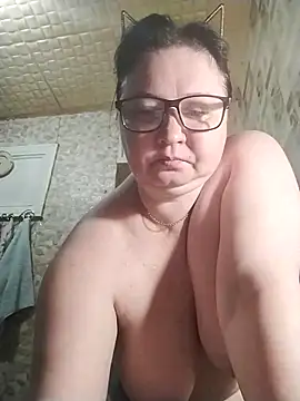 Holly-69 online show from May 29, 2026, 5:55 pm