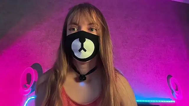Your Little Bear online show from June 12, 2026, 4:22 am