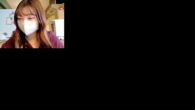 Snapshot of _Yui_ chatting on October 25, 2025, 5:04 am  Yui  online show from October 25, 2025, 5:04 am