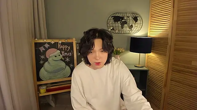 fiamoory online show from January 13, 2025, 4:39 am