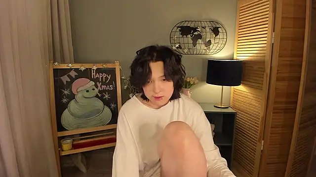 fiamoory online show from January 13, 2025, 7:43 am