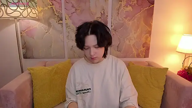 fiamoory online show from January 14, 2025, 1:36 am