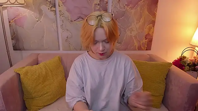 fiamoory online show from January 21, 2025, 6:00 am