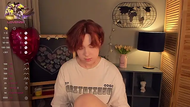 fiamoory online show from February 15, 2025, 11:50 am