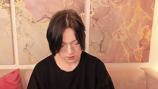 fiamoory online show from November 13, 2025, 12:20 am