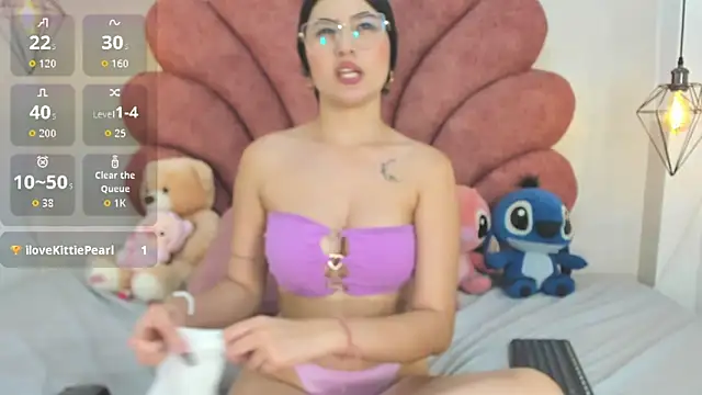 zamanthapalmer1 online show from November 16, 2025, 2:28 am