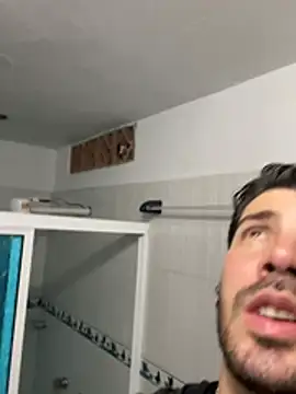 Guyinthemountain online show from April 16, 2026, 10:01 pm