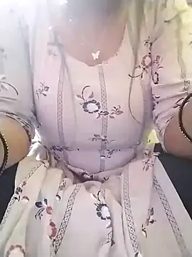 Snapshot of delhi_gril chatting on December 4, 2024, 3:59 am delhi gril online show from December 4, 2024, 3:59 am