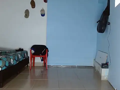 latino hotxxx online show from February 8, 2026, 9:29 pm