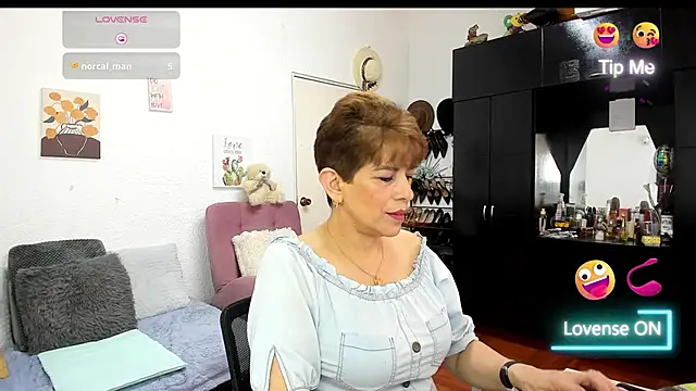 Angelina Stone 65 online show from January 18, 2026, 9:18 pm