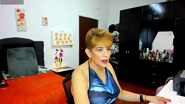 Angelina Stone 65 online show from July 18, 2026, 1:32 am