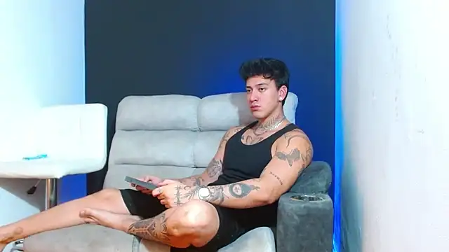 JUSTIN FULLER1 online show from February 22, 2026, 9:13 pm