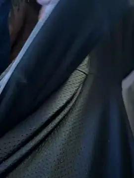 Snapshot of showoff79vers chatting on February 9, 2025, 8:34 pm showoff79vers online show from February 9, 2025, 8:34 pm