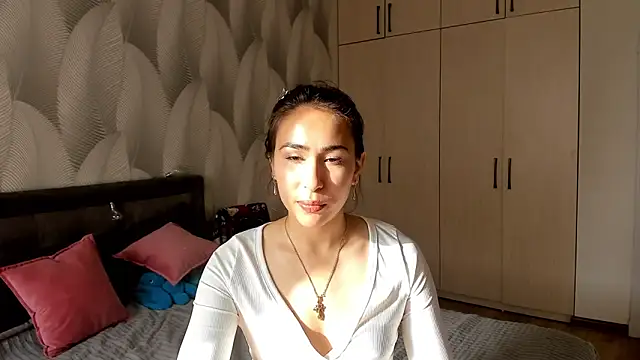 Bambiii bby online show from September 25, 2025, 2:37 am